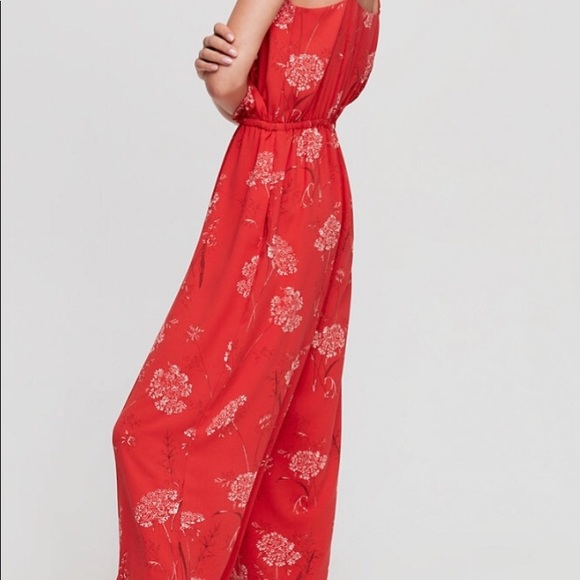 Wilfred Aritzia Scarlett Red Jumpsuit. Size M - Picture 3 of 8